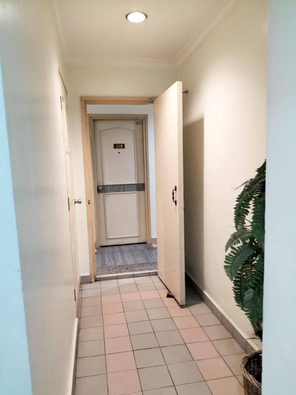 Faber Inn Bintulu Exteriér fotografie